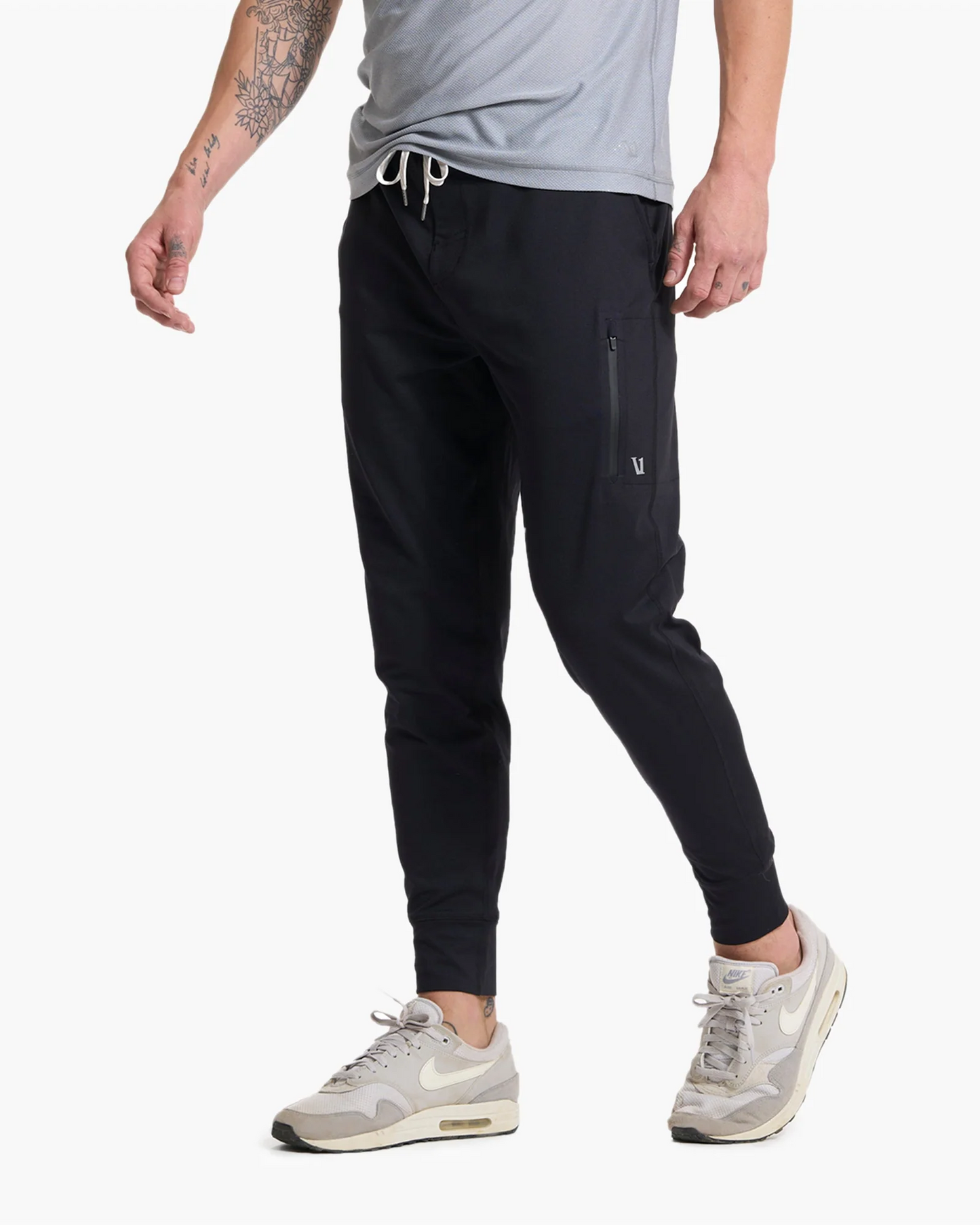 Vuori Jogger Sunday Black