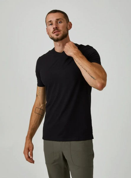 7 Diamonds V Neck Tee Black